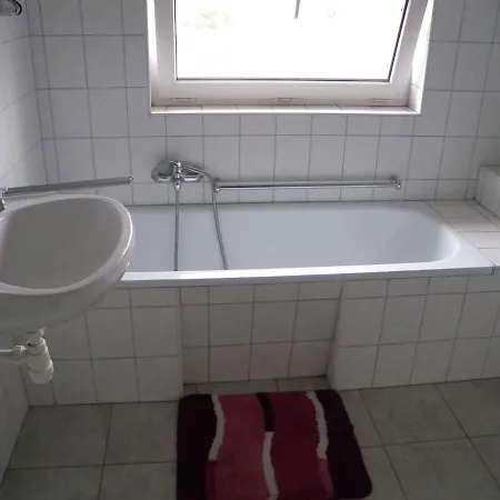 Balatonalmadi/balaton 17971 Tatil Evi *