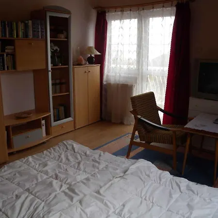 Balatonalmadi/balaton 17971 Tatil Evi *